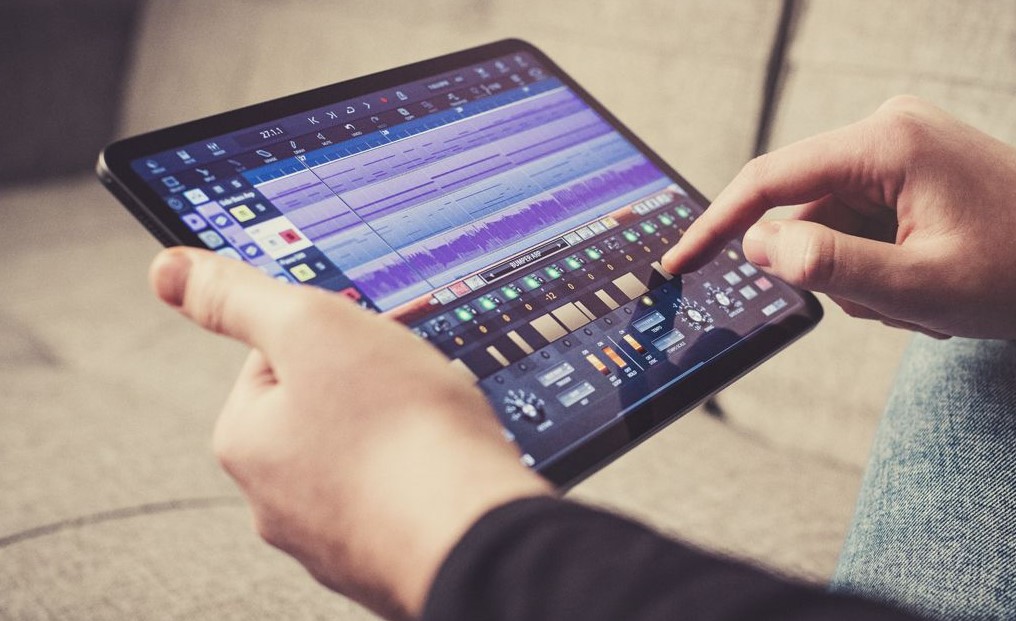 connect-an-ipad-to-a-professional-pa-system